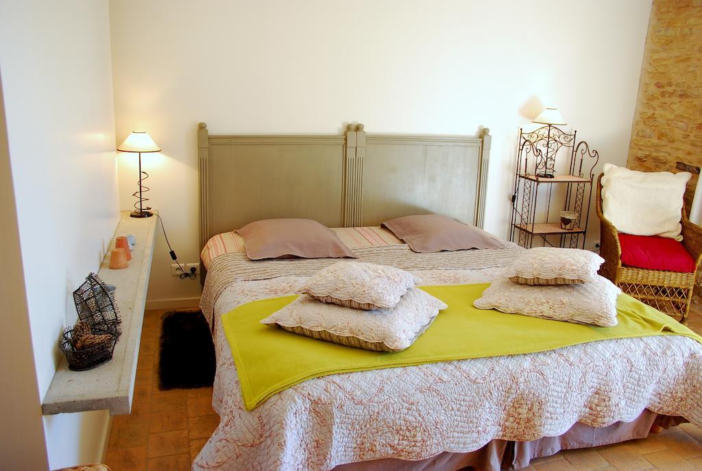B&B Clos De Pomeir Pommiers (Rhone) Room photo